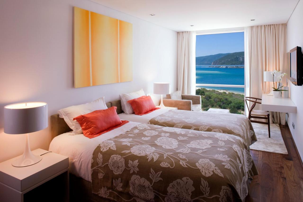 Troia Design Hotel Bagian luar foto A room at the hotel