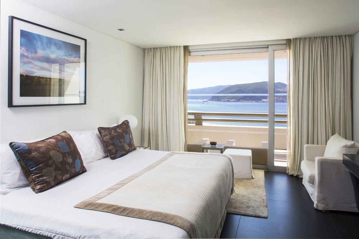 Troia Design Hotel Bagian luar foto A room at the hotel
