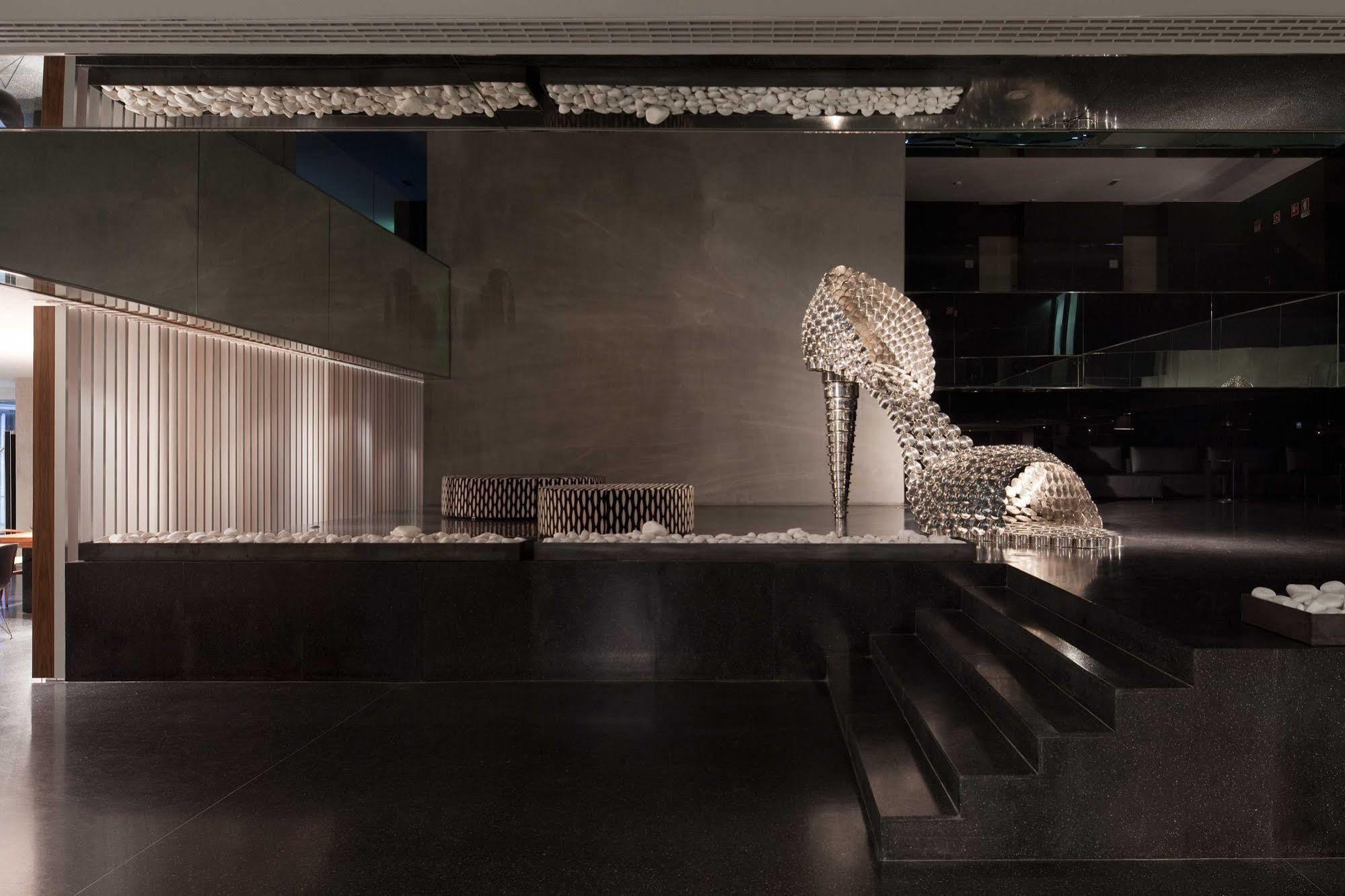 Troia Design Hotel Bagian luar foto The interior of the hotel